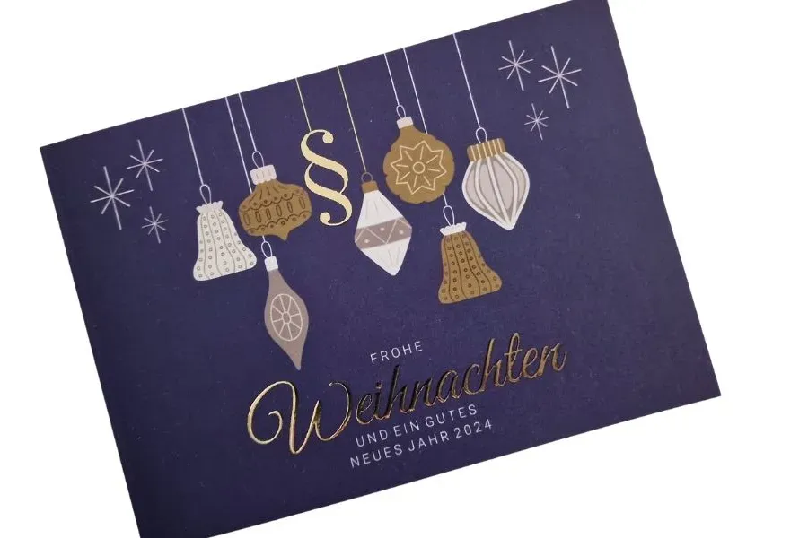 Individuell gestaltete Weihnachtskarte für die Kanzlei